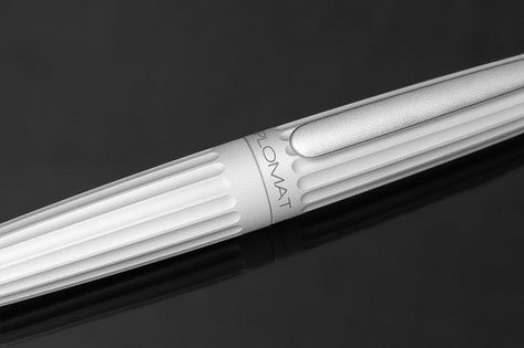 Шариковая ручка Diplomat Aero Matt Silver