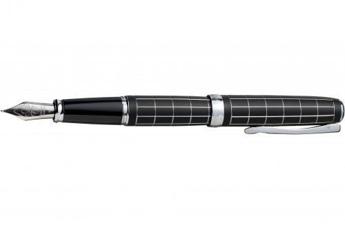 Перьевая ручка Diplomat Excellence A Plus Rhomb Guilloche Lapis Black перо F