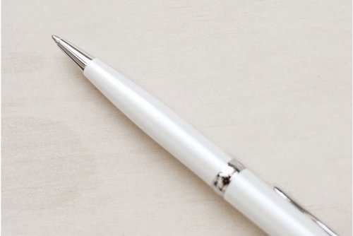 Шариковая ручка Diplomat Excellence A Pearl White
