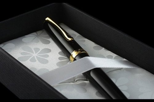 Перьевая ручка Diplomat Excellence A2 Black Lacquer Gold перо F