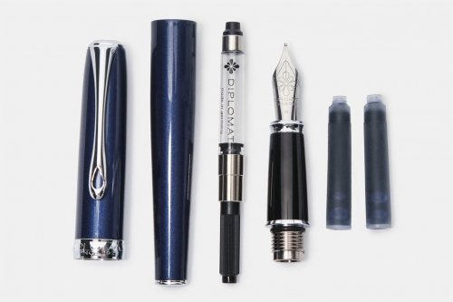 Перьевая ручка Diplomat Excellence A Midnight Blue Chrome перо M