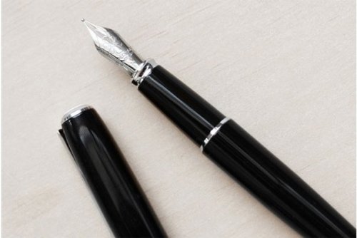 Перьевая ручка Diplomat Excellence A Black Lacquer перо F