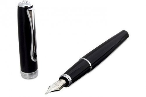 Перьевая ручка Diplomat Excellence A Black Lacquer перо F