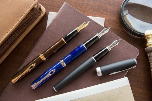 Перьевая ручка Diplomat Excellence A2 Skyline Blue перо F