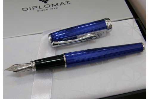 Перьевая ручка Diplomat Excellence A2 Skyline Blue перо M