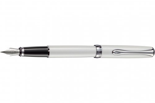 Перьевая ручка Diplomat Excellence A Pearl White перо F