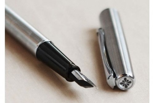 Перьевая ручка Diplomat Traveller Stainless Steel перо M