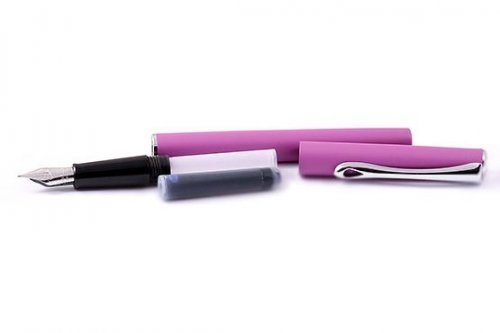 Перьевая ручка Diplomat Traveller Lapis Raspberry перо M