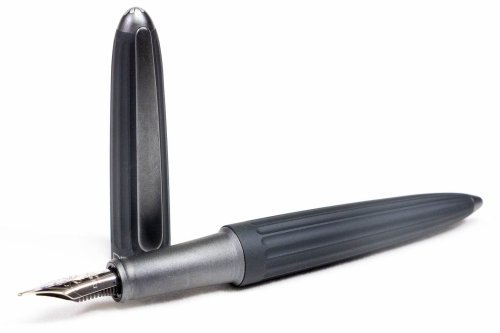 Перьевая ручка Diplomat Aero Black перо F