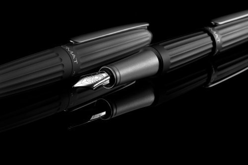 Перьевая ручка Diplomat Aero black F 14ct.